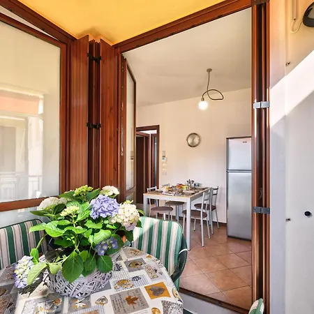 Apartment Miralago - Regarda Travel